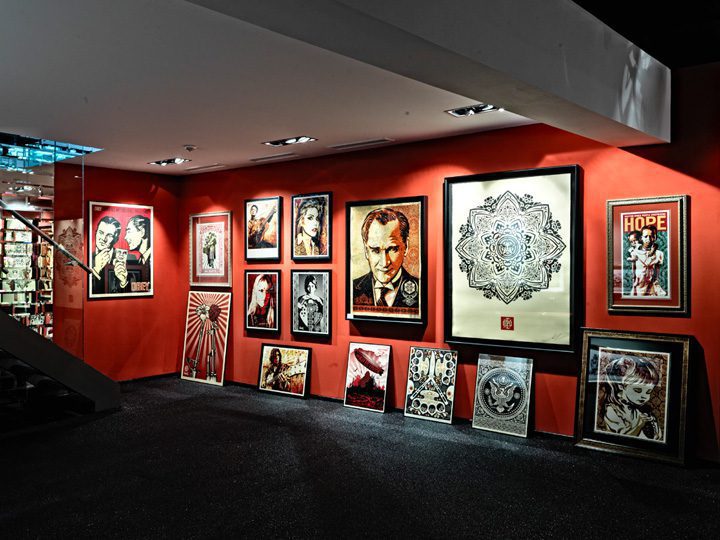 Atatürk Portreli Toykio Kafe ve Galeri, Düsseldorf
