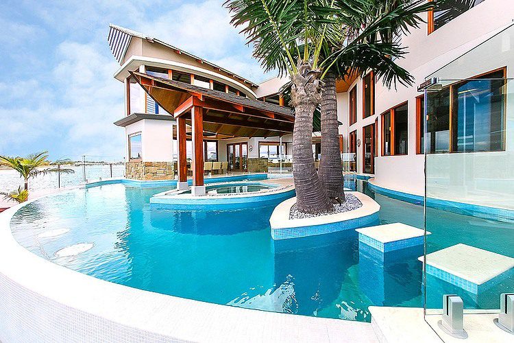 Central Beach’te Bir Ev